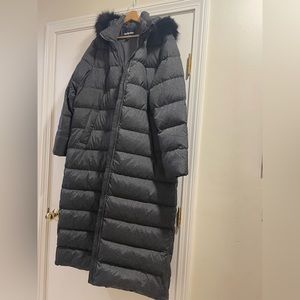 Lands End grey/charcoal xl maxi down winter coat